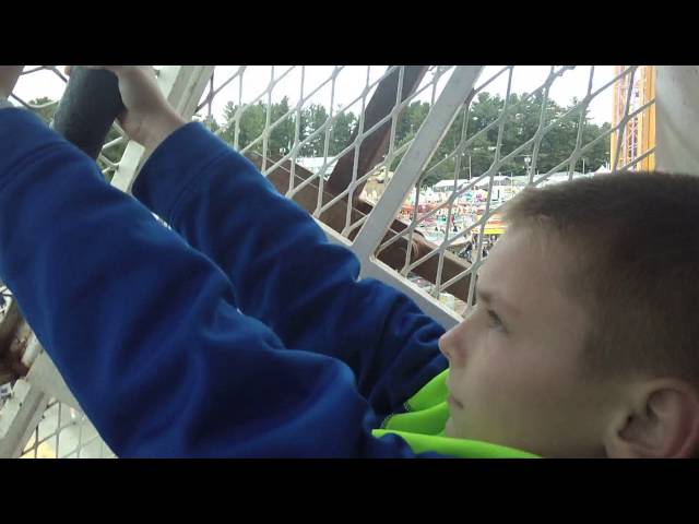 Bradley B rides The Zipper!