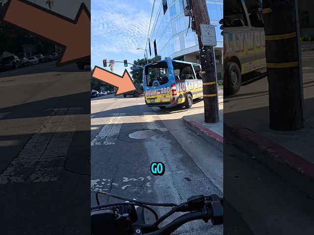 POV: you get a FREE Hollywood tour 🤣🤣💀🔥 #ebike #emoto #hollywood #pov