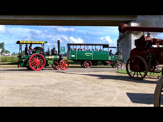 A Steam Wagon And Steam Traction Engine At Maitland Steamfest 2017