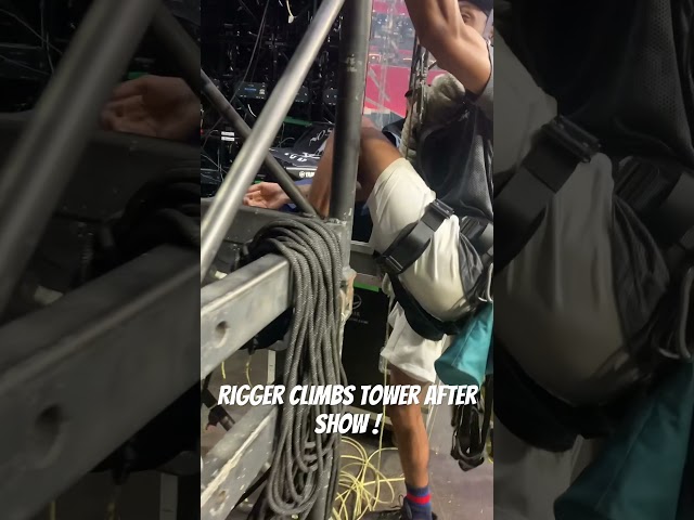 Have you ever seen something like this? #concert #rigging #stadiumtour #climbing #kanyewest