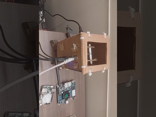 Whats in the box? #linux #computers