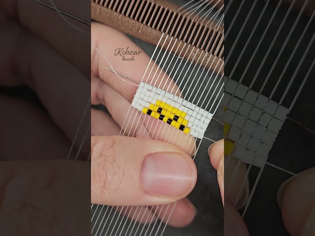 Testing FireLine 4 lb for loom bead weaving. If you’ve already tried it, share your experience.