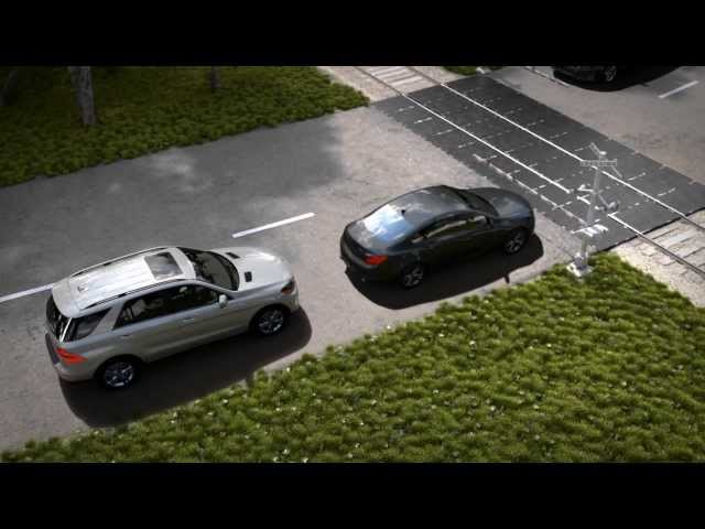 Accident Avoidance -- COLLISION PREVENTION ASSIST -- Mercedes-Benz