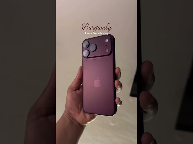 burgundy 🕯️🤌🏻