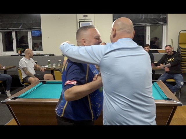 Chris Melling vs Andy Appleton 🎤 Mic'dD Up! | Best of 3 🎱