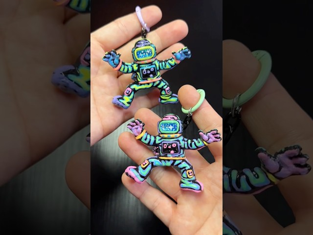 Unos nuevos Mini Spaceman para llavero 🧑🏼‍🚀💜 #painting #3dprint #astronaut