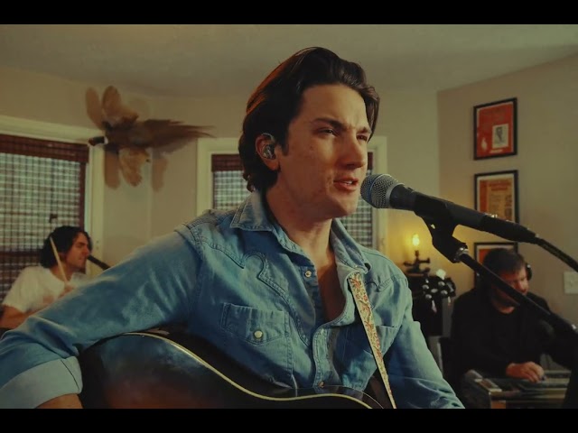 Drake Milligan - Jukebox Songs And Barstool Beers (Living Room Sessions)