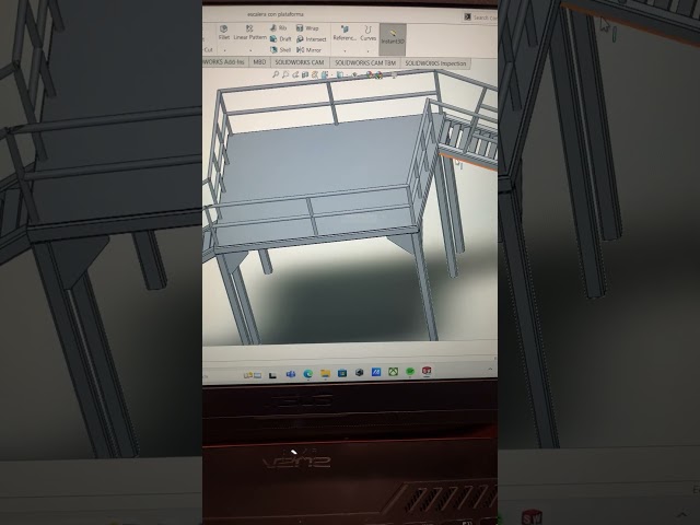 escaleras con plataforma alta #cad #3ddesign #solidworks #caddesign #solidworksdesign #engineering