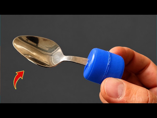 Put a spoon into Plastic Bottle and Make Money😱! Every house needs this and no one does it!