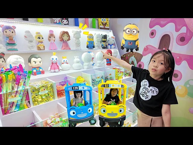 Main Mobil Mobilan Mainan Tayo dan Melukis Celengan Karakter Kartun Minion