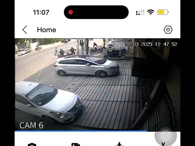 M7.9 earthquake shakes cars in Mandalay, Myanmar 