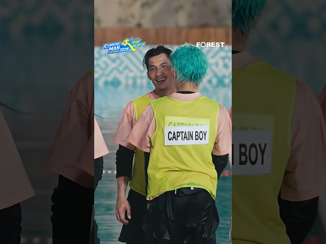 Ê thiệt sự giống nhau nha #RUNNINGMANVIETNAM2026 #ChayNgayDi #RMVN2026
