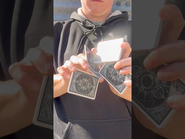 Cardistry #carddeck #magic
