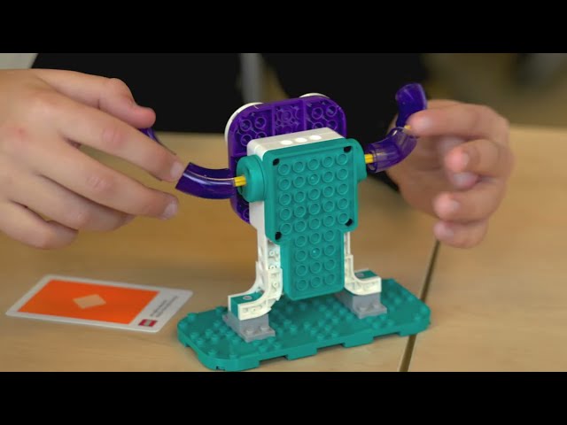 LEGO® Education Computer Science & AI "Strike a Pose" Lesson Demo (Grades 3-5)