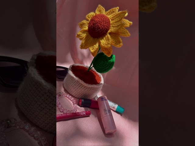 ☀️ sunflowers which naver fades #crochet #crochetcrosai #crochetprojects #handmade