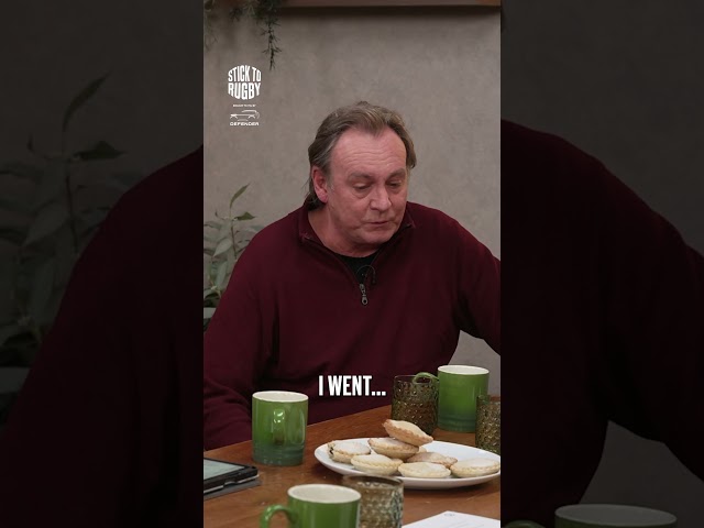 Philip Glenister on meeting Sean Connery... and nearly hitting him with a golf ball! 🤣
