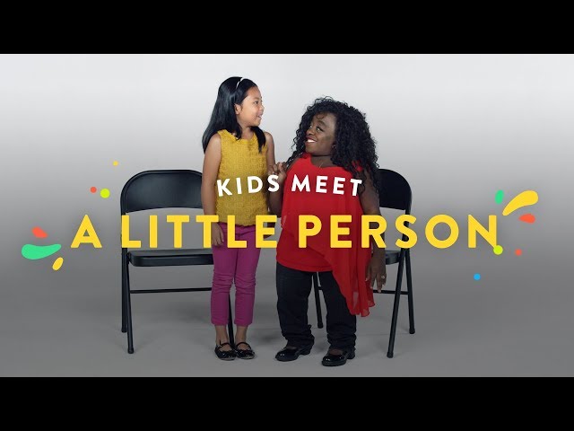 Kids Meet A Little Person | Kids Meet | HiHo Kids