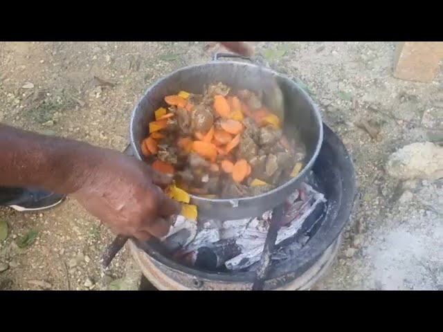 How to cook out doors in Jamaica