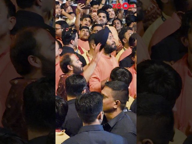 Anant Ambani DANCES to the beats of Dhol during 'Antiliacha Raja' Ganpati Visarjan #shorts