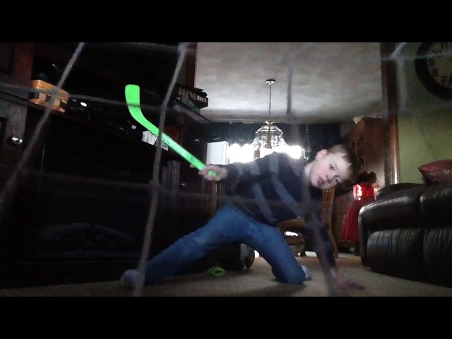 Mini Knee Hockey