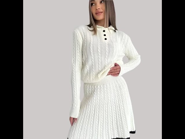 Pleated Short Skirt Suit