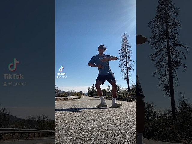 Lake day vibes 🚤🌊🌤️🕺🏽 #dance #dancewithme #dancechoreography #dancemoves