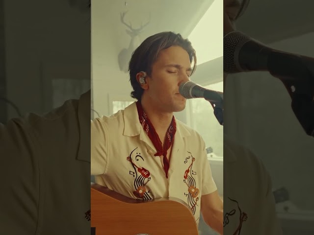 #DontLookDown from my living room. Full video on my channel #drakemilligan #countrymusic