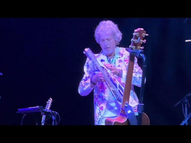 “Awaken “ Jon Anderson and the band Geeks live in London 20th September 2026 Full song front row.