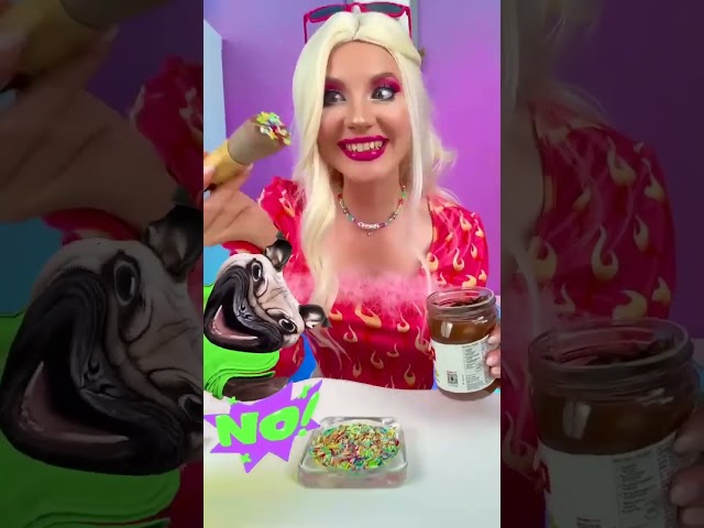 🩵¡Diversión en la escuela con maquillaje comestible para perros! 😄🐶
