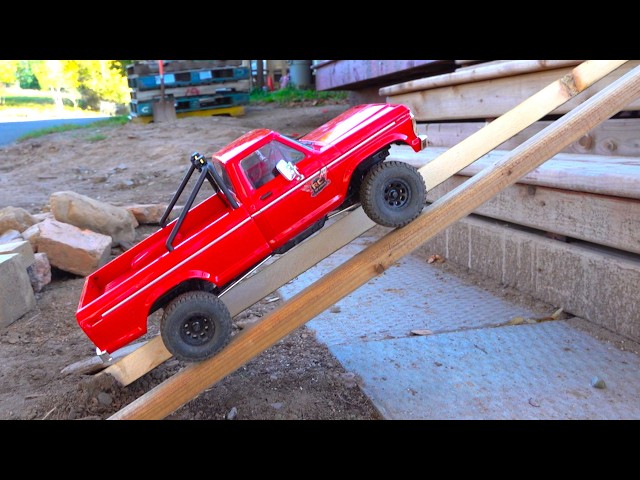 How To Build a Simple RC Course for 4x4 Trucks (1/18 scale) - Feat: FMS Ford F-100 | RC ADVENTURES
