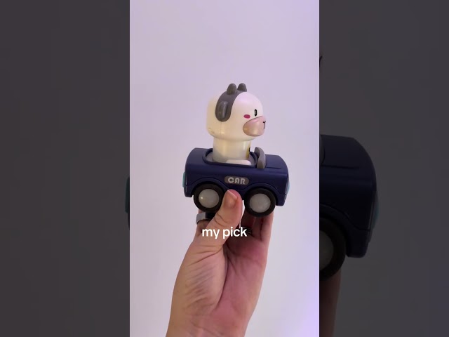 toddlers picking their own toys 🧸