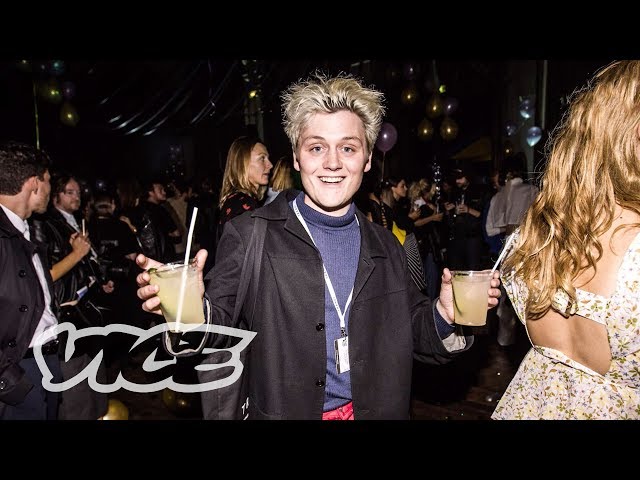 How To Crash Paris Fashion Week