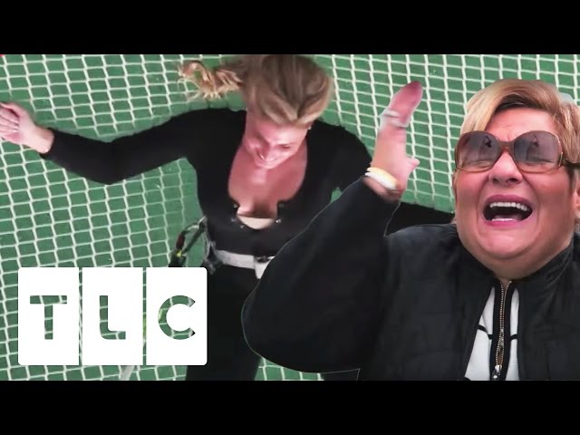 Lisa Valastro Shows Off Some Major Trapeze Skills | Cake Boss