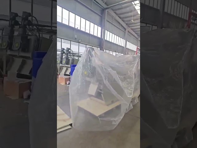 Delivery of spiral stacking machine to Uruguay 2005/6/11