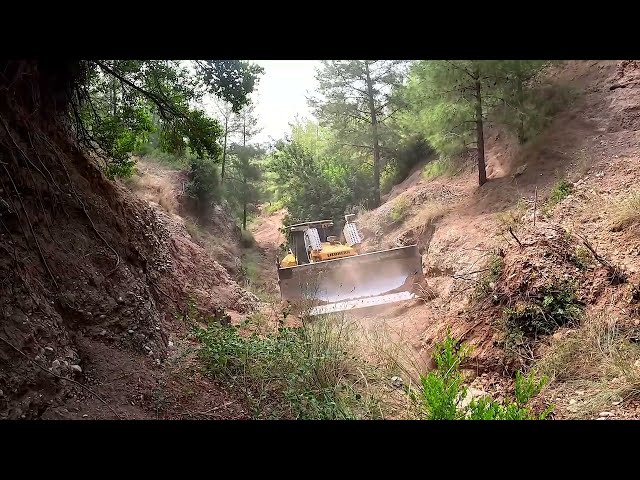 Breathtaking Work on an Impassable Road  Legendary Bulldozer Operation in a Narrow Valley