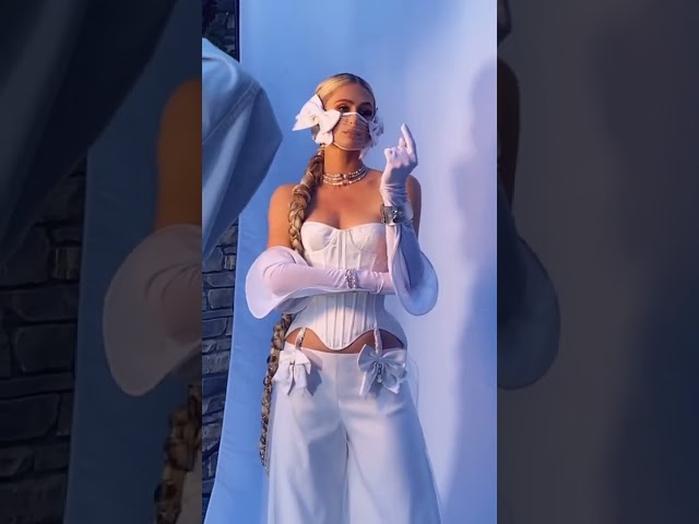 I am your mother, you listen to me.   Only Meghan Trainor would fit this BTS of my shoot with LADYG