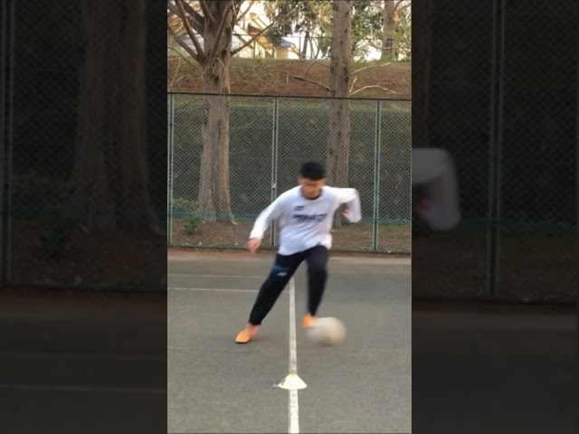 5 Effective Futsal Skills & Street Football Tricks - Futsal Tutorial #shorts #futsalskills #futsal