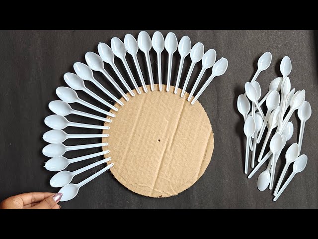  Beautiful plastics spoons Wall decor 