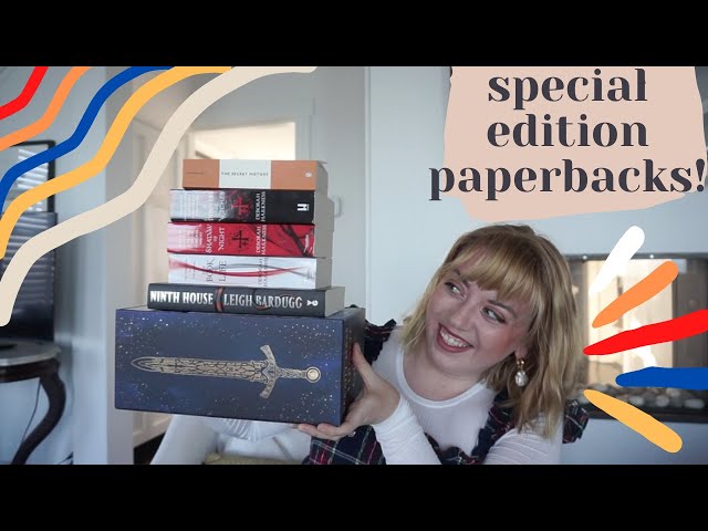 There is *nothing* better than paperback special editions (+review of Ninth House & Throne of Glass)