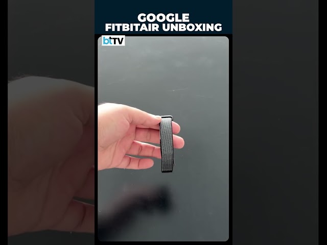 Google Fitbit Air Unboxing: What Do You Get In The Box?