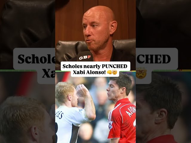 Scholes nearly PUNCHED Xabi Alonso! ๐ณ
