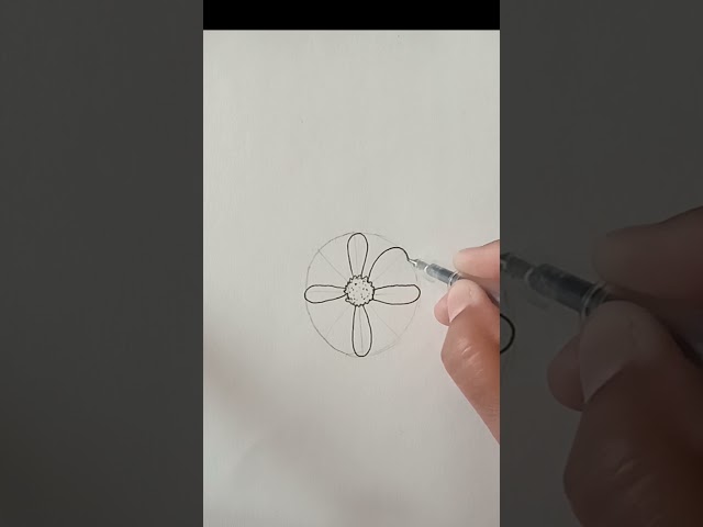 Flower Drawing with easy tricks #sonifineart #dailyshorts #drawingtutorial ✍🏻