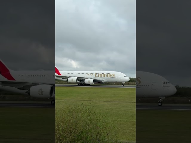 Up Close With The Emirates A380 ✈️🇦🇪