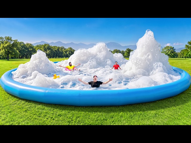 World's Biggest BUBBLE BATH!