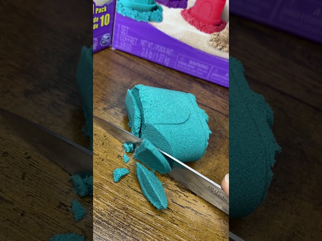 ASMR Unwrapping and Slicing #KineticSand #Shorts