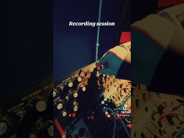 #techno #modular #dfam #moog #rawtechno #rave