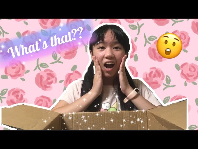 Opening my Rainbow Loom's giveaway prize 😝