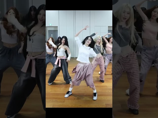 ITZY 'GOLD' Dance Practice #Mirrored