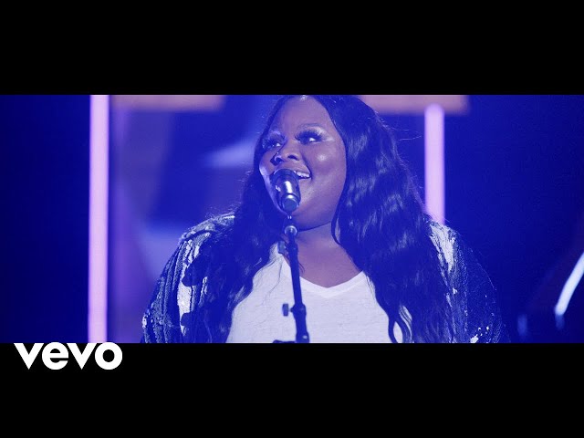 Tasha Cobbs Leonard - OMG (Intro / Live At The Ryman, Nashville, TN/2020)