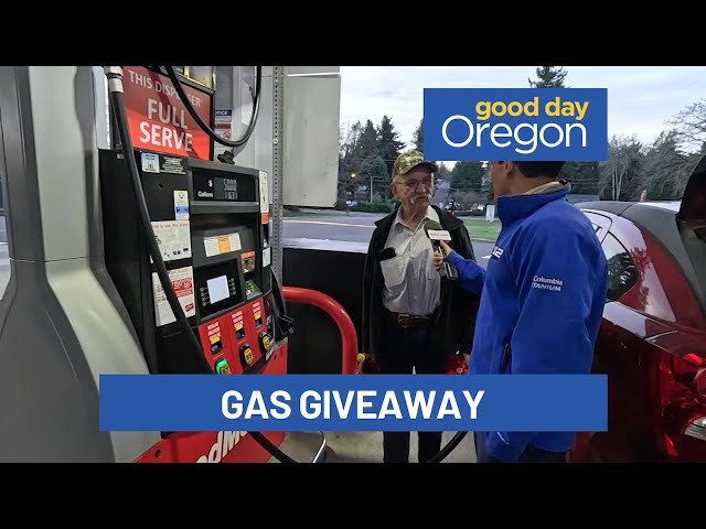 FOX 12 Surprise Squad helps pay for gas